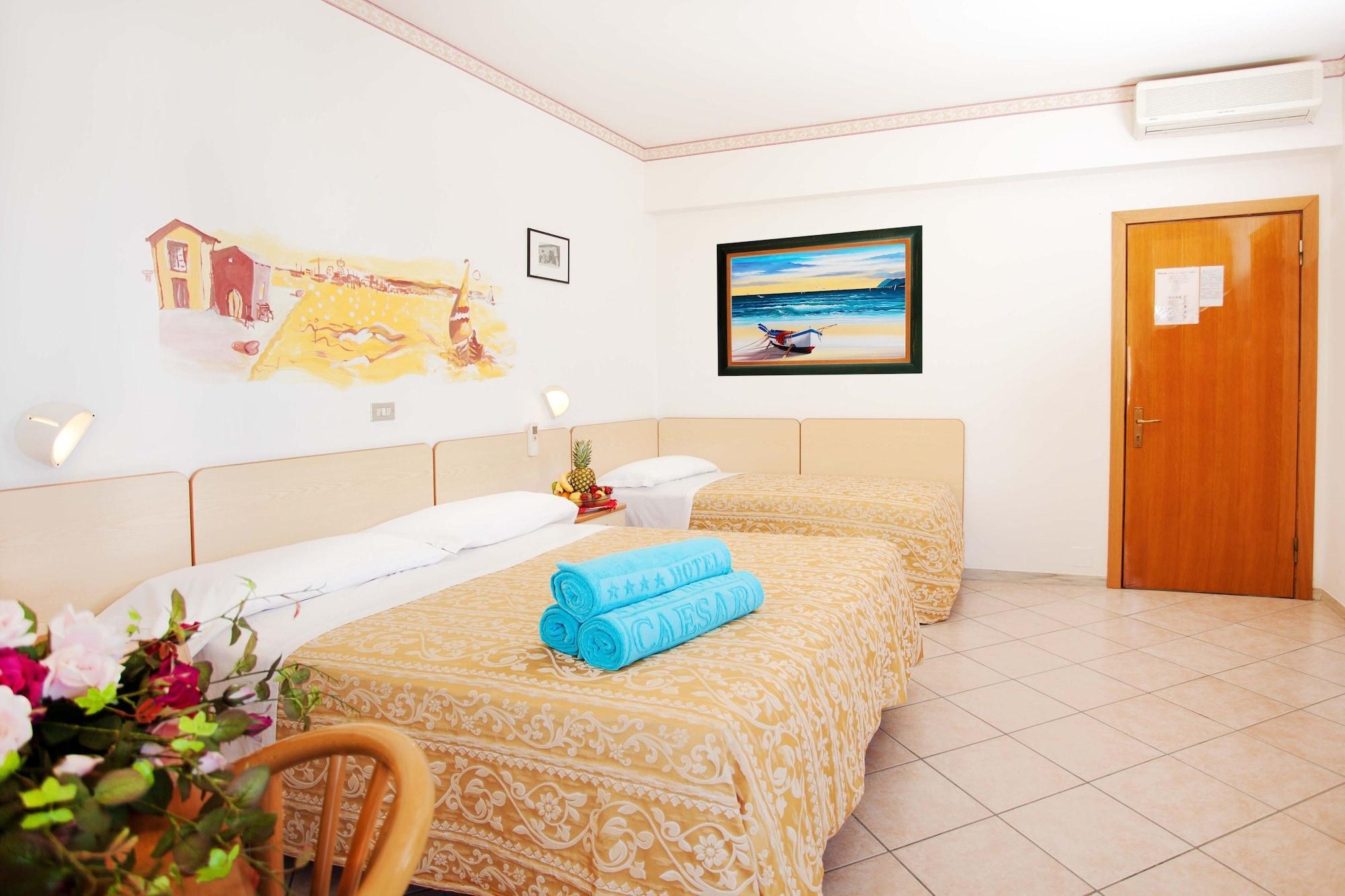 Hotel Caesar Cesenatico Esterno foto