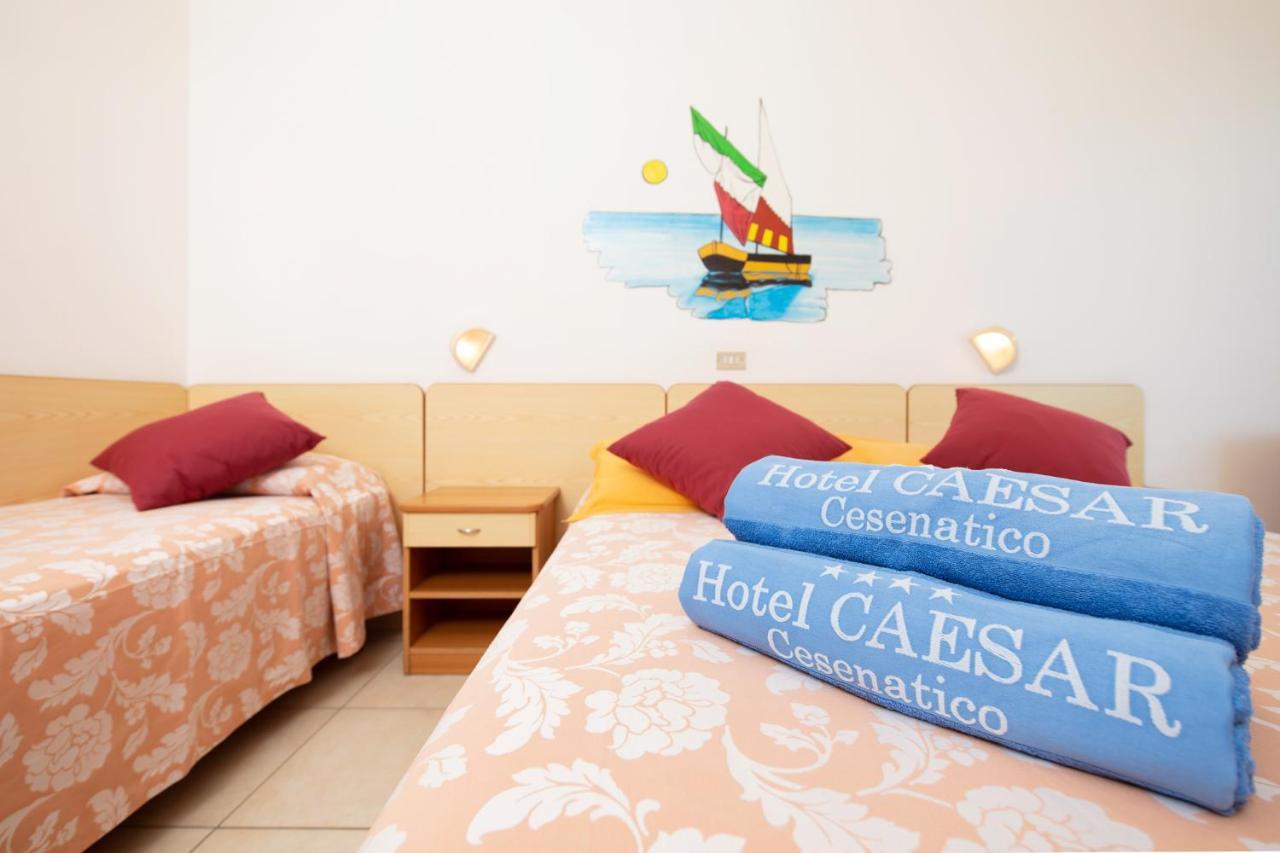 Hotel Caesar Cesenatico Esterno foto